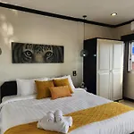 Wink City 2 Patong Center Close To The Beach